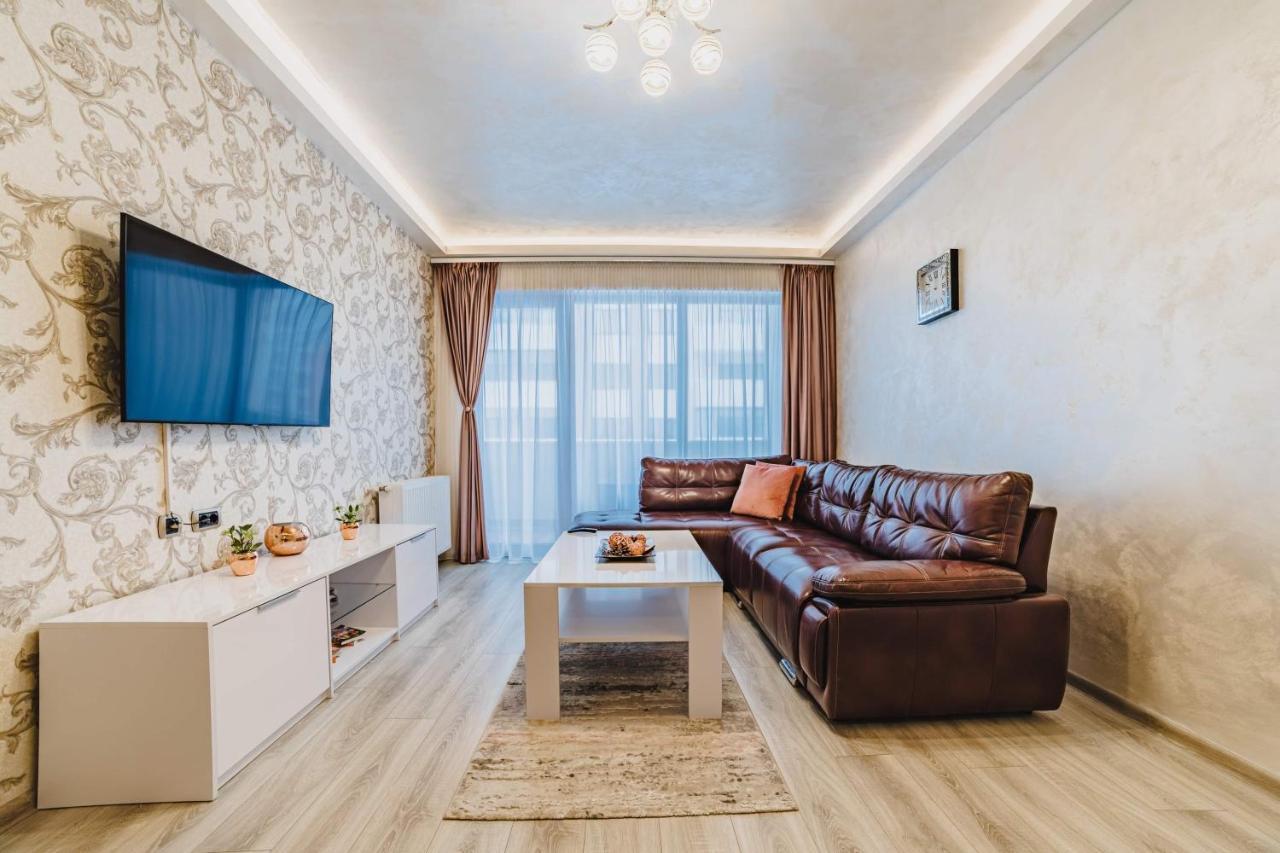 Apartament Sentimento Lägenhet Braşov Exteriör bild